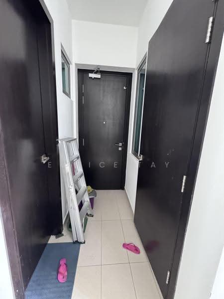 Condominium for Sale at Tropicana Grande - Eunice Tay - Entrance - PropertyGuru.com.my