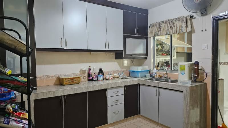 Semi-Detached House for Sale in Taman Setia Balakong (Balakong) - William Lim - Kitchen - PropertyGuru.com.my