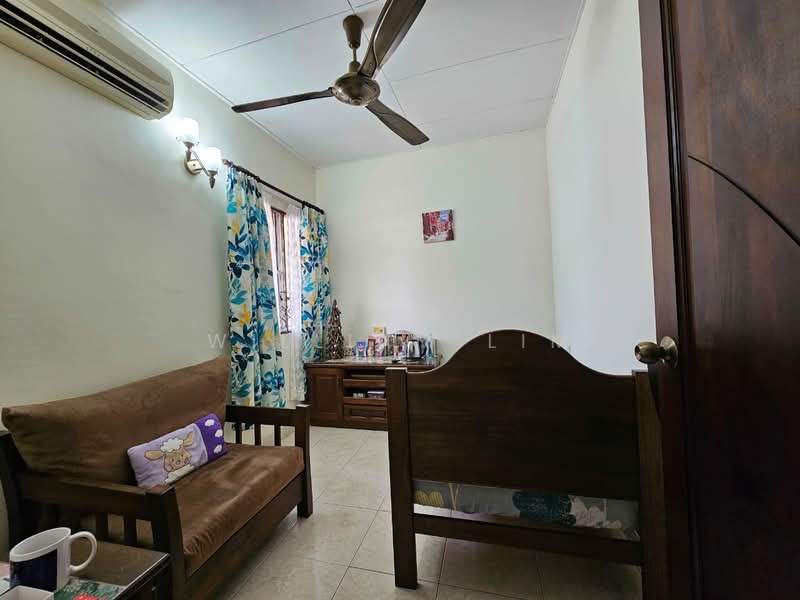 Semi-Detached House for Sale in Taman Setia Balakong (Balakong) - William Lim - Living Room - PropertyGuru.com.my