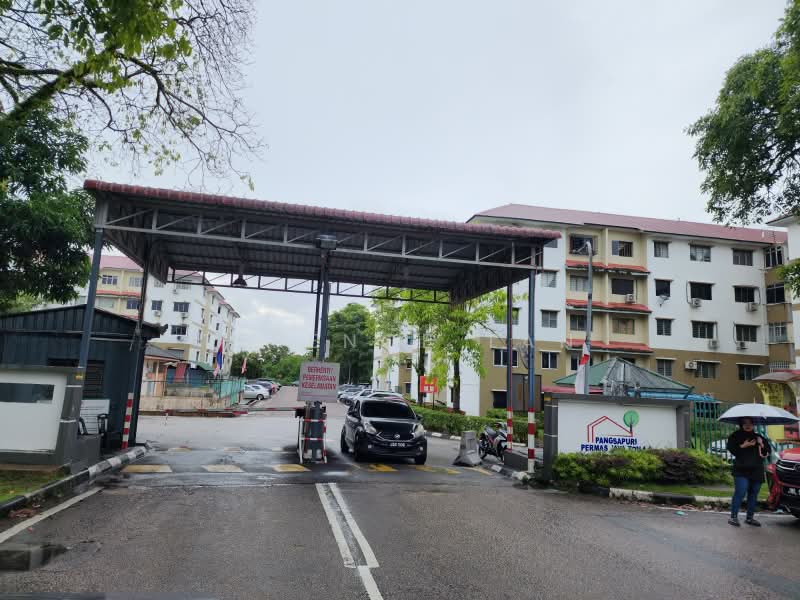 Rumah Flat untuk Disewa di Bandar Baru Permas Jaya - Terence Tan - Exterior - PropertyGuru.com.my