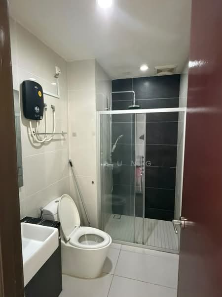 Condominium for Rent at Amberside @ Country Garden Danga Bay - YC Fung - Bathroom - PropertyGuru.com.my