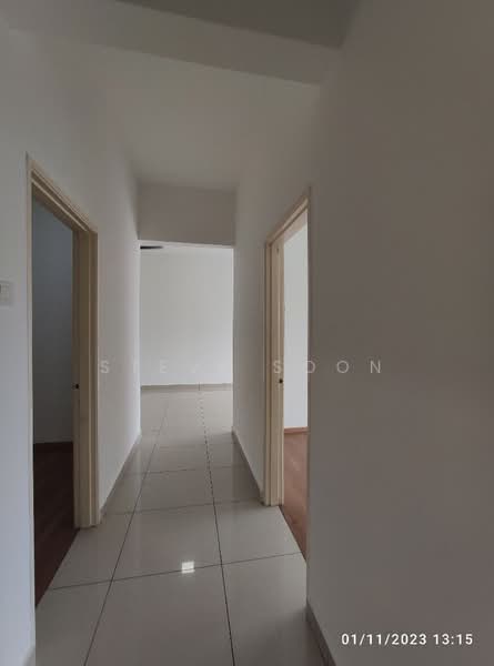 Condominium for Sale at Zeta Deskye (Alam Saujana) - Steve Soon - Corridor - PropertyGuru.com.my