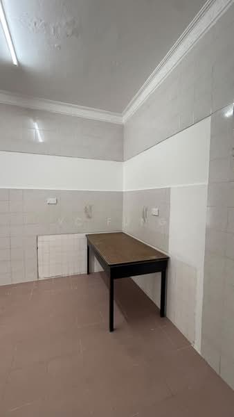 2-storey Terraced House for Rent in Taman Molek (Johor Bahru) - YC Fung - Kitchen - PropertyGuru.com.my