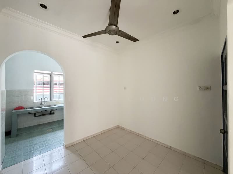 Rumah Teres 2-Tingkat untuk Dijual di Langkap (Perak) - Presley Chong - Dining Area - PropertyGuru.com.my