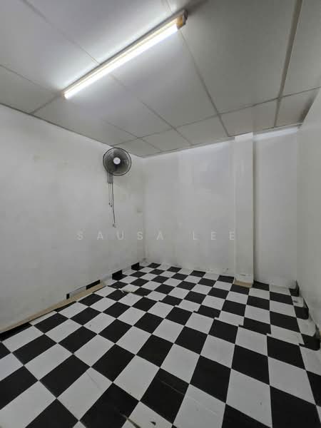 Shop for Sale in Kulai (Johor) - Sausa Lee - Interior - PropertyGuru.com.my