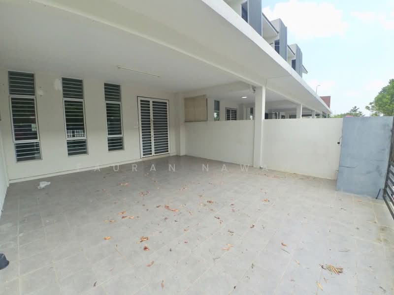 3-storey Terraced House for Sale in Bangi (Selangor) - Fauran Nawawi - PropertyGuru.com.my
