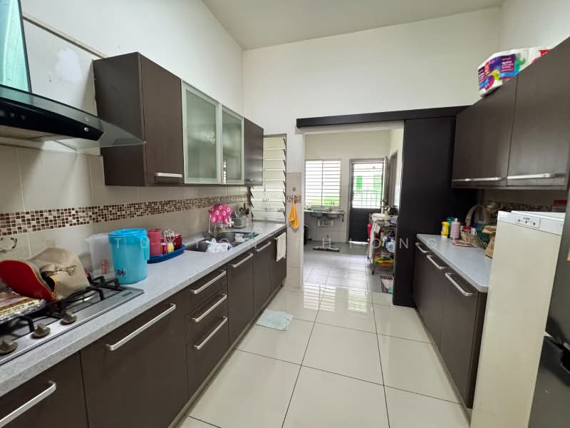 Rumah Teres 2-Tingkat untuk Dijual di Taman Nusa Idaman (Iskandar Puteri (Nusajaya)) - Tuxton Phiong - Kitchen - PropertyGuru.com.my