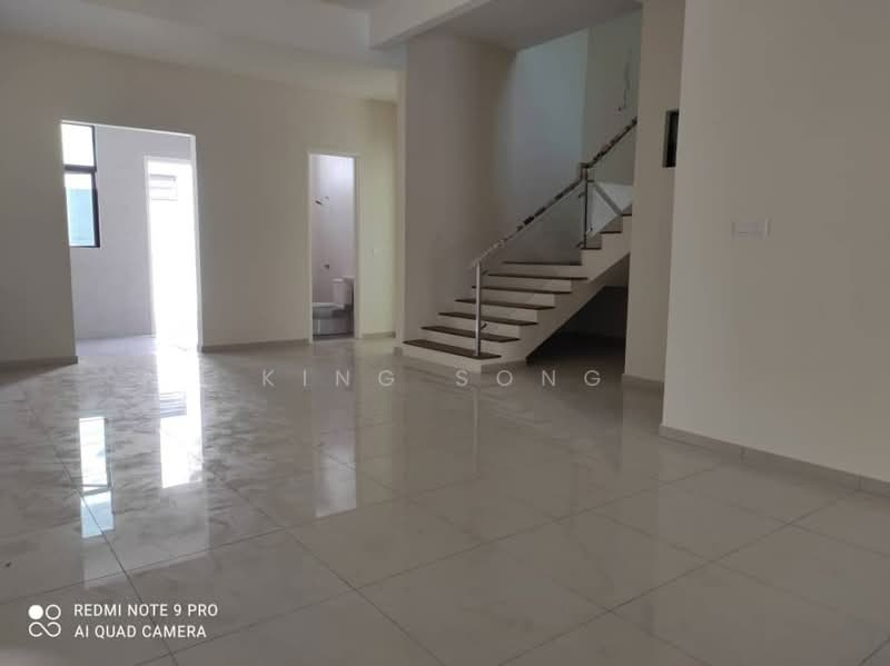2.5-storey Terraced House for Sale in Taman Ozana Impian (Bukit Katil) - King Song - Interior - PropertyGuru.com.my