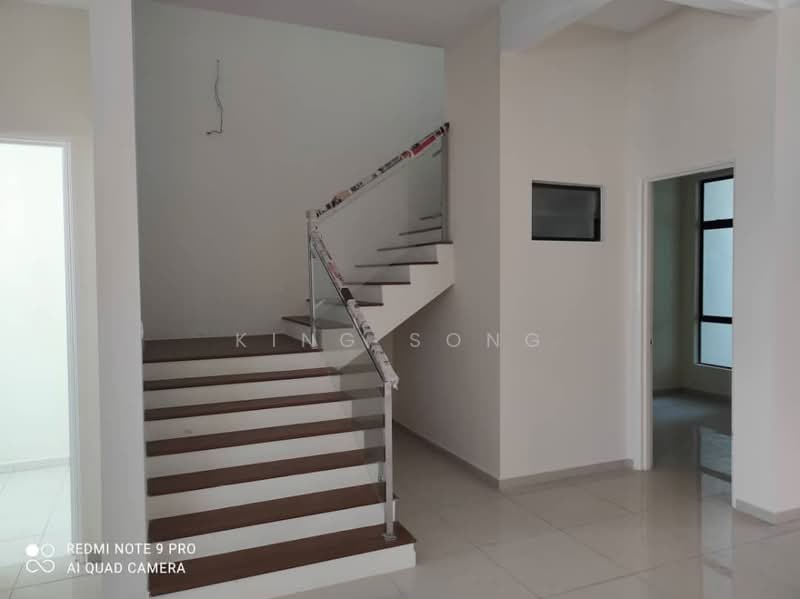 2.5-storey Terraced House for Sale in Taman Ozana Impian (Bukit Katil) - King Song - Interior - PropertyGuru.com.my