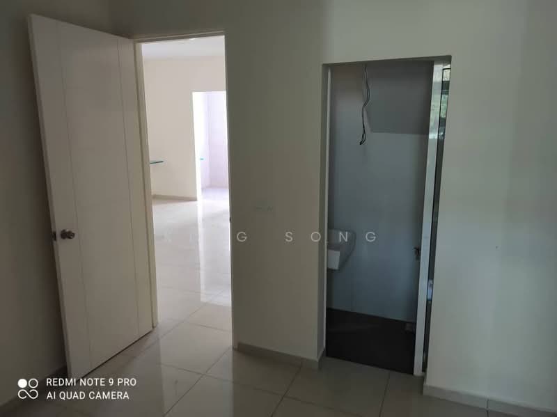 2.5-storey Terraced House for Sale in Taman Ozana Impian (Bukit Katil) - King Song - Interior - PropertyGuru.com.my