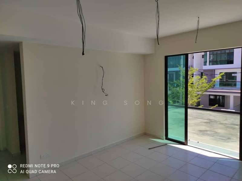 2.5-storey Terraced House for Sale in Taman Ozana Impian (Bukit Katil) - King Song - Interior - PropertyGuru.com.my