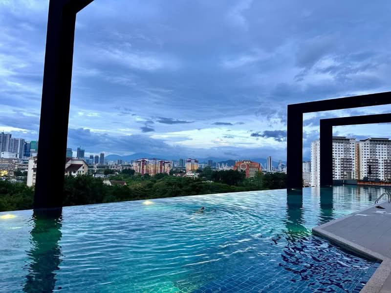 Service Residence for Rent at V Residence 2 @ Sunway Velocity - Kayson Wong - Pool - PropertyGuru.com.my