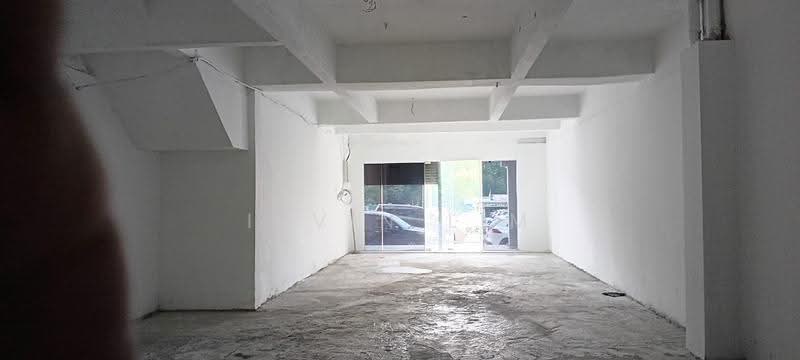 Shop / Office untuk Disewa di Desa Petaling (Kuala Lumpur) - Irvin Lim - Interior - PropertyGuru.com.my