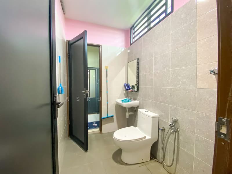 Rumah Teres 2-Tingkat untuk Dijual di Alor Setar (Kedah) - Hasrul Rosli - Bathroom - PropertyGuru.com.my