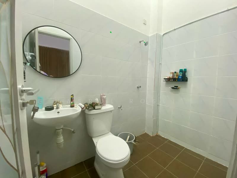 Semi-Detached House for Sale in Derga (Kedah) - Hasrul Rosli - Bathroom - PropertyGuru.com.my