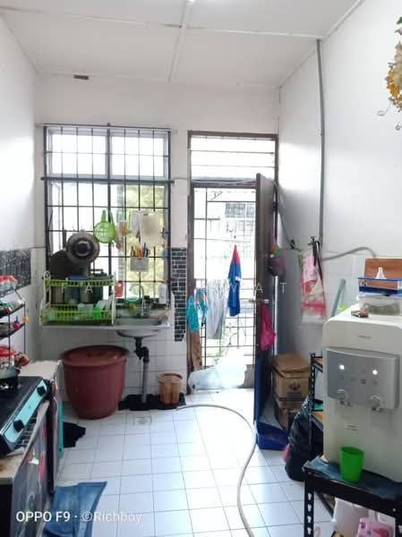 1-storey Terraced House for Sale in Pekan (Pahang) - Fazielawatie Ishak - Kitchen - PropertyGuru.com.my
