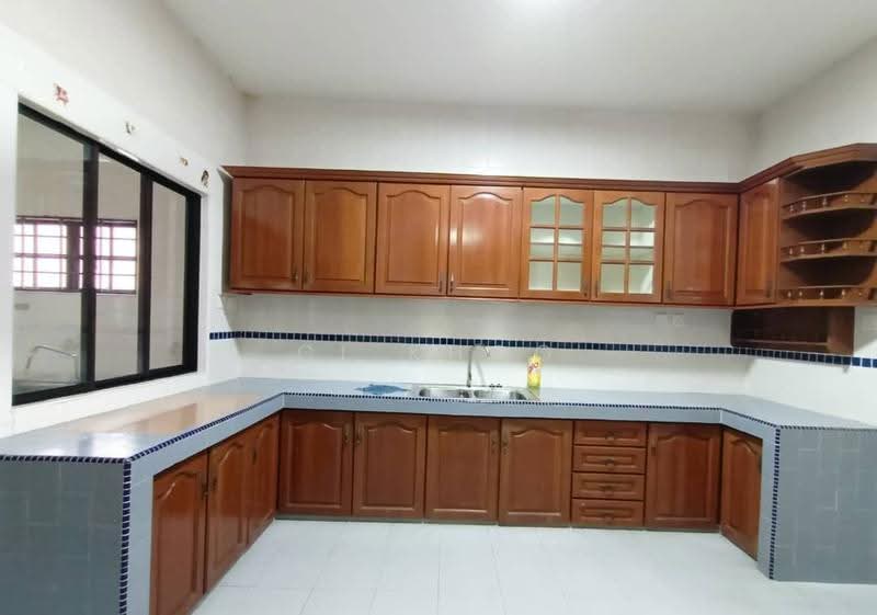 2-storey Terraced House for Sale in BANDAR PUCHONG JAYA (Puchong) - Cl Khoo - Kitchen - PropertyGuru.com.my