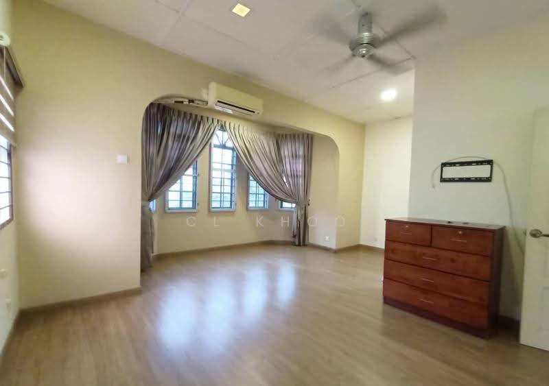 2-storey Terraced House for Sale in BANDAR PUCHONG JAYA (Puchong) - Cl Khoo - Living Room - PropertyGuru.com.my