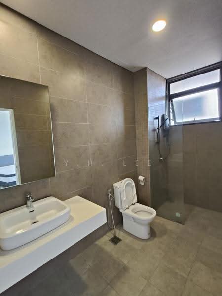 Condominium for Sale at O2 Residence - Y.H. Lee - Bathroom - PropertyGuru.com.my