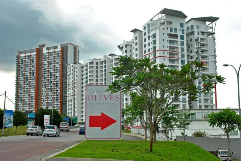 Service Residence for Sale at Subang Olives Residence - Bee Kim - Exterior - PropertyGuru.com.my