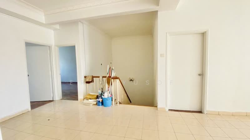 Townhouse for Sale in Taman Sungai Besi Indah (Seri Kembangan) - Erin Yusof - Interior - PropertyGuru.com.my