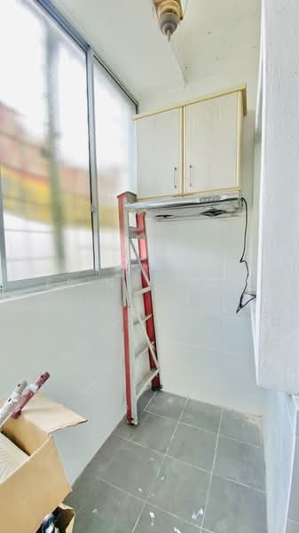 Townhouse for Sale in Taman Sungai Besi Indah (Seri Kembangan) - Erin Yusof - Kitchen - PropertyGuru.com.my