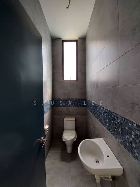 Cluster Factory for Sale in Pasir Gudang (Johor) - Sausa Lee - Bathroom - PropertyGuru.com.my