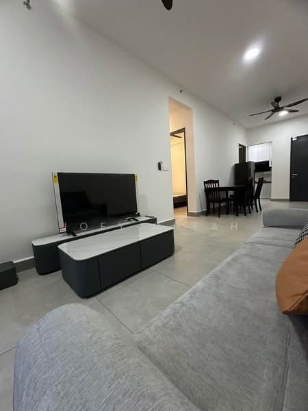 Kediaman Servis untuk Disewa di ASTON ACACIA - Joey Cheah - Living Room - PropertyGuru.com.my