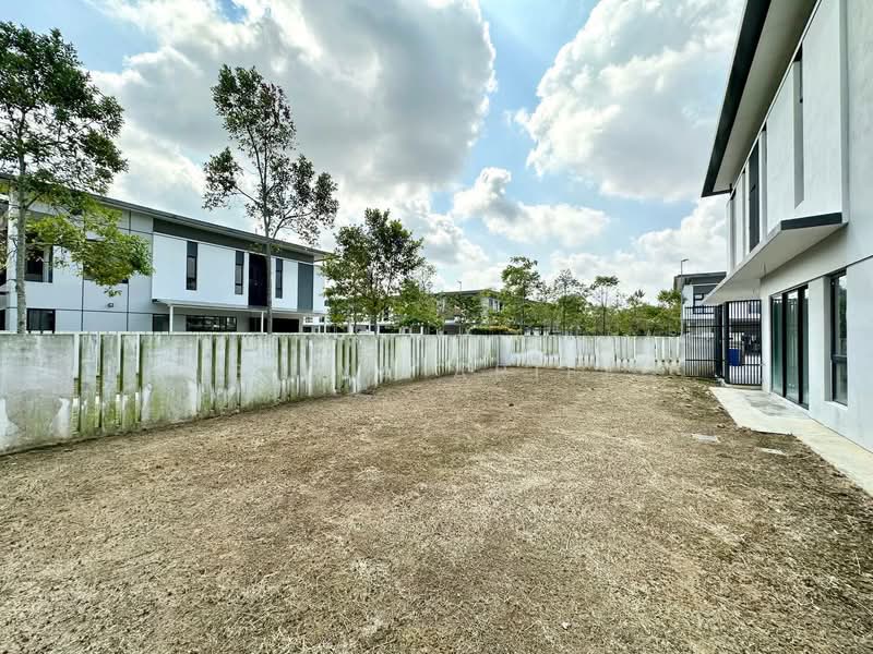 Rumah Berkembar untuk Dijual di  () - BILYA ARIFF - PropertyGuru.com.my