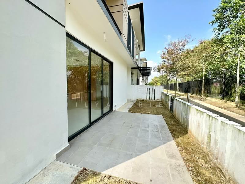 Rumah Berkembar untuk Dijual di  () - BILYA ARIFF - PropertyGuru.com.my