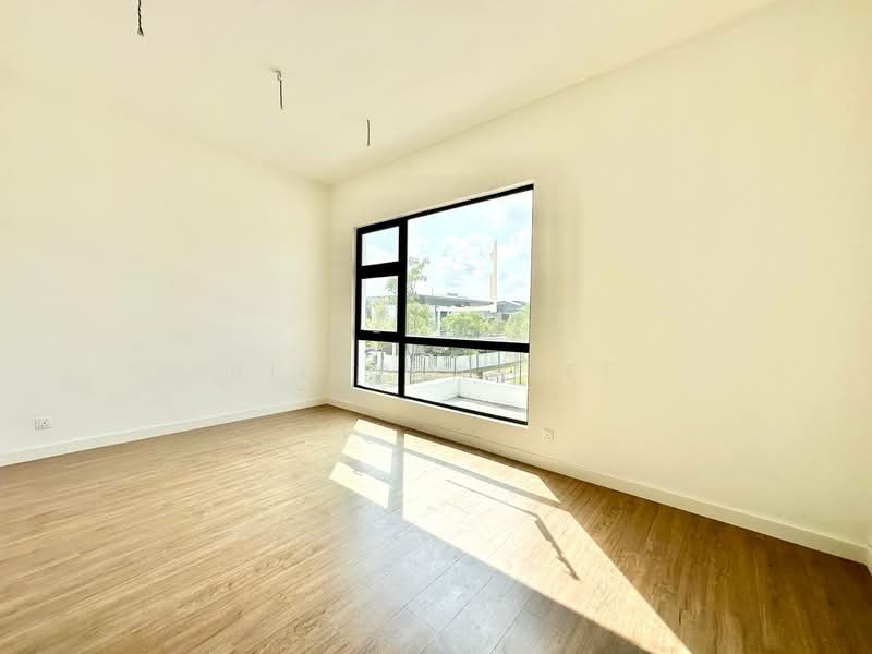 Semi-Detached House for Sale in Bandar Tropicana Aman (Telok Panglima Garang) - BILYA ARIFF - PropertyGuru.com.my