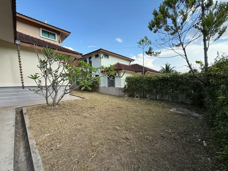 Bungalow House for Sale in Bandar Aman Jaya (Sungai Petani) - Hasrul Rosli - Exterior - PropertyGuru.com.my