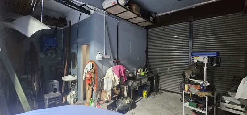 Shop / Office untuk Dijual di Seksyen 27 (Shah Alam) - Kevin Dass - Interior - PropertyGuru.com.my
