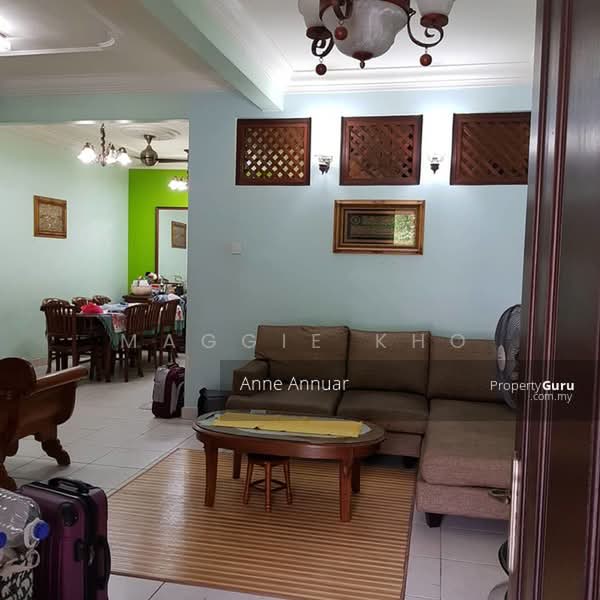 2.5-storey Terraced House for Sale in Desa Andaman (Setapak) - Maggie Kho - Living Room - PropertyGuru.com.my