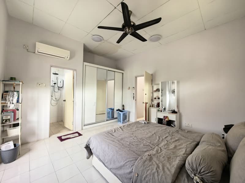 2-storey Terraced House for Sale in Klang (Selangor) - Chia Carmen - PropertyGuru.com.my