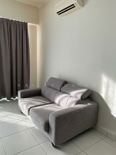 Kondominium untuk Disewa di Spectrum Residence (Alam Permai) - Hailey Ch'ng - Living Room - PropertyGuru.com.my