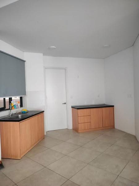 Condominium for Rent at O2 Residence - Y.H. Lee - Kitchen - PropertyGuru.com.my