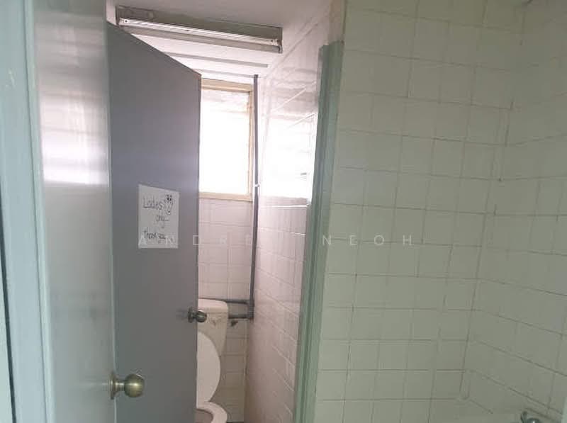 Pejabat untuk Disewa di Jalan Klang Lama (Old Klang Road) (Kuala Lumpur) - Andrew Neoh - Bathroom - PropertyGuru.com.my
