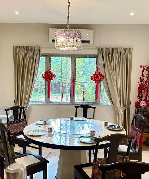 Bungalow House untuk Dijual di Taman Yarl (Jalan Klang Lama (Old Klang Road)) - Eugene Yap - Dining Room - PropertyGuru.com.my