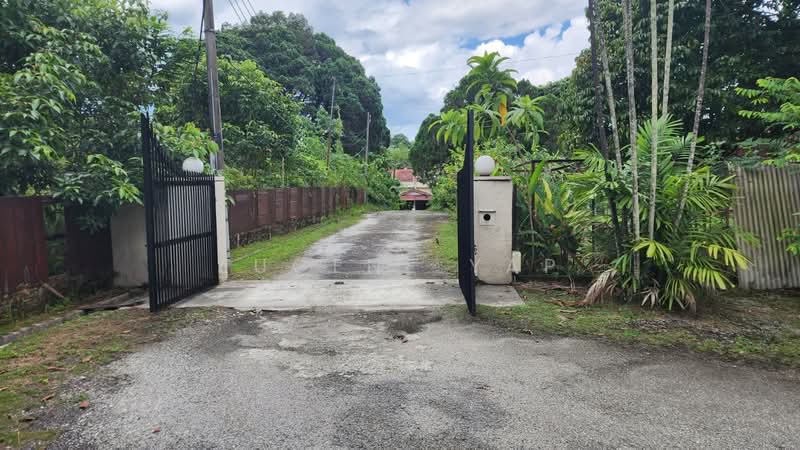 Bungalow House untuk Dijual di Taman Yarl (Jalan Klang Lama (Old Klang Road)) - Eugene Yap - Exterior - PropertyGuru.com.my