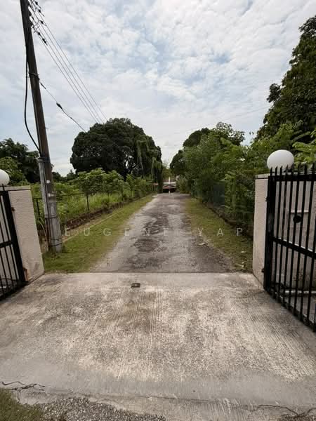Bungalow House untuk Dijual di Taman Yarl (Jalan Klang Lama (Old Klang Road)) - Eugene Yap - Exterior - PropertyGuru.com.my