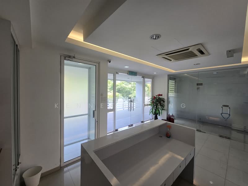 Shop / Office untuk Disewa di Bandar Sri Damansara (Selangor) - Kenneth Wang - Entrance - PropertyGuru.com.my