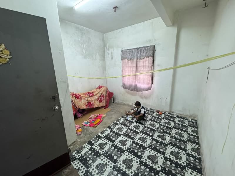 Flat for Sale at Taman Desa Idaman - Daniel Yong - Interior - PropertyGuru.com.my