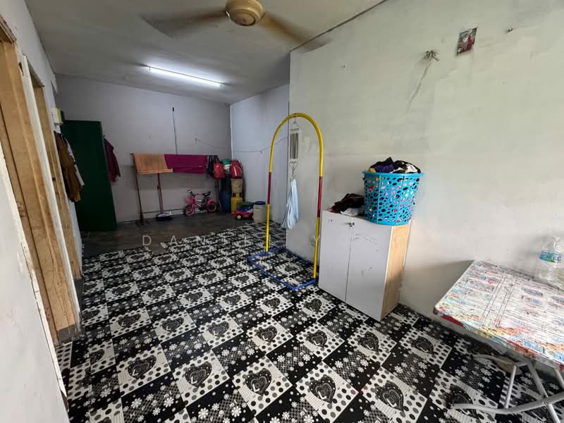 Flat for Sale at Taman Desa Idaman - Daniel Yong - Interior - PropertyGuru.com.my