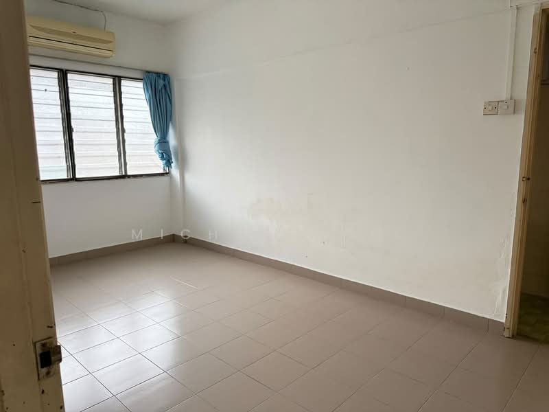 Rumah Flat untuk Dijual di Taman Bukit Ria - Michelle Lee - PropertyGuru.com.my