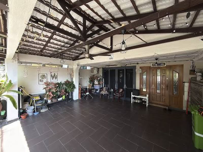 2-storey Terraced House for Sale in Seksyen 5 Wangsa Maju (Wangsa Maju) - Yasmin Sulaiman - Entrance - PropertyGuru.com.my
