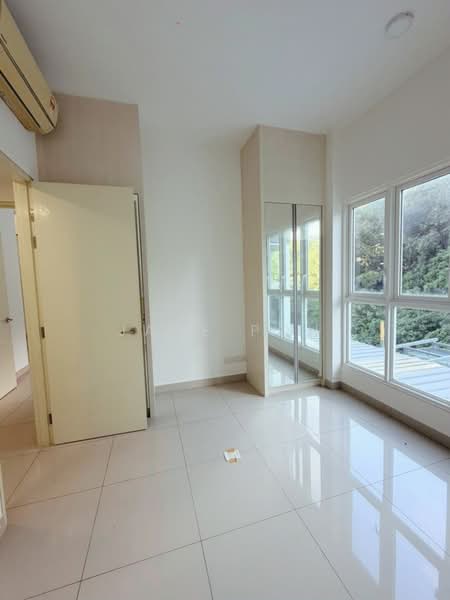 Kondominium untuk Dijual di The Loft @ Southbay City - Jane Poh - Bedroom - PropertyGuru.com.my