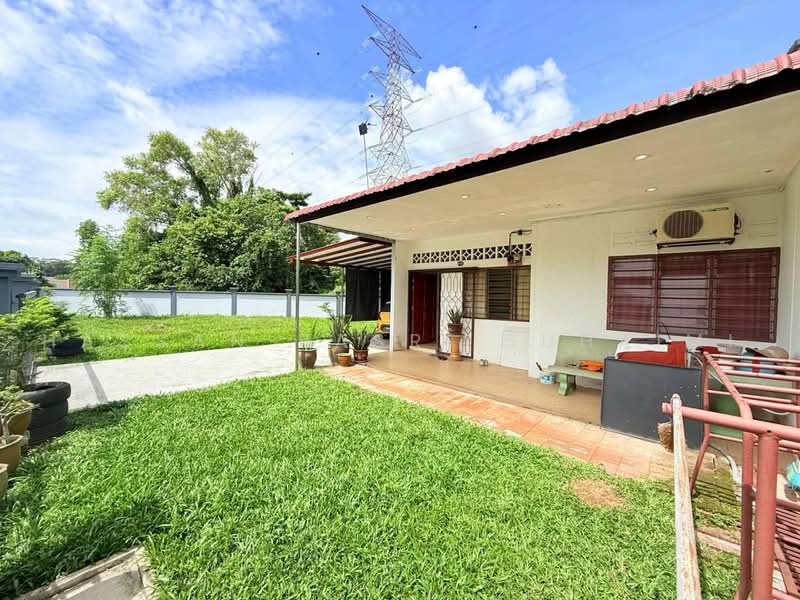 Rumah Teres untuk Dijual di Seremban (Negeri Sembilan) - Hassan Basri Suhaimi - Exterior - PropertyGuru.com.my