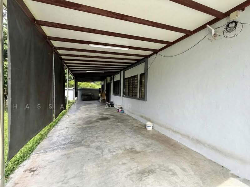 Rumah Teres untuk Dijual di Seremban (Negeri Sembilan) - Hassan Basri Suhaimi - Exterior - PropertyGuru.com.my