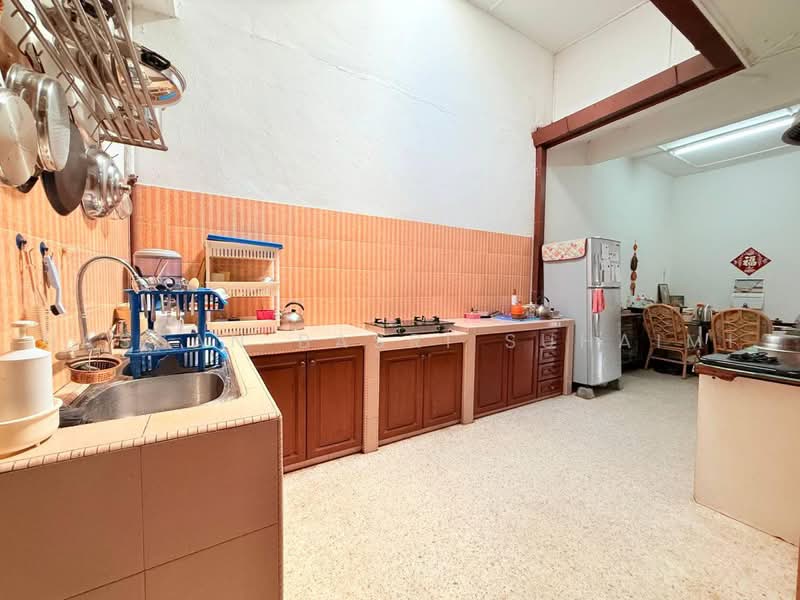 Rumah Teres untuk Dijual di Seremban (Negeri Sembilan) - Hassan Basri Suhaimi - Kitchen - PropertyGuru.com.my
